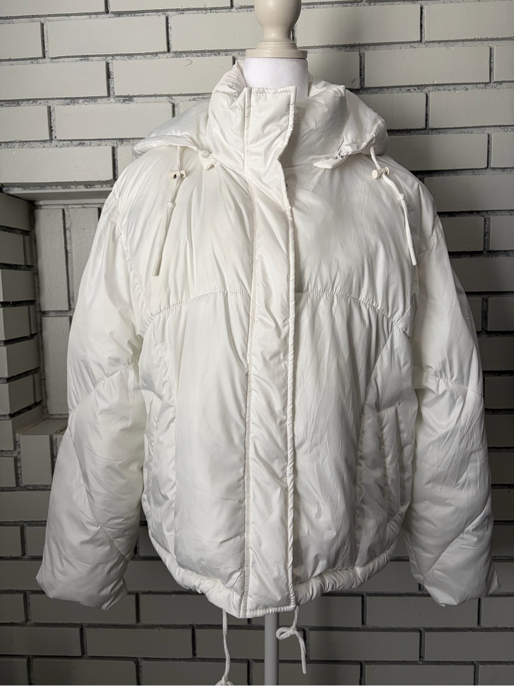 Sebby White Hooded Puffer Jacket